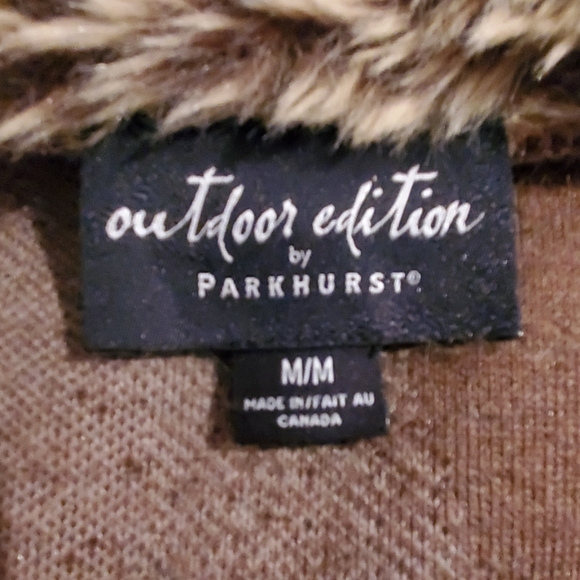 Super Cute Faux Fur Vest - Picture 3 of 4